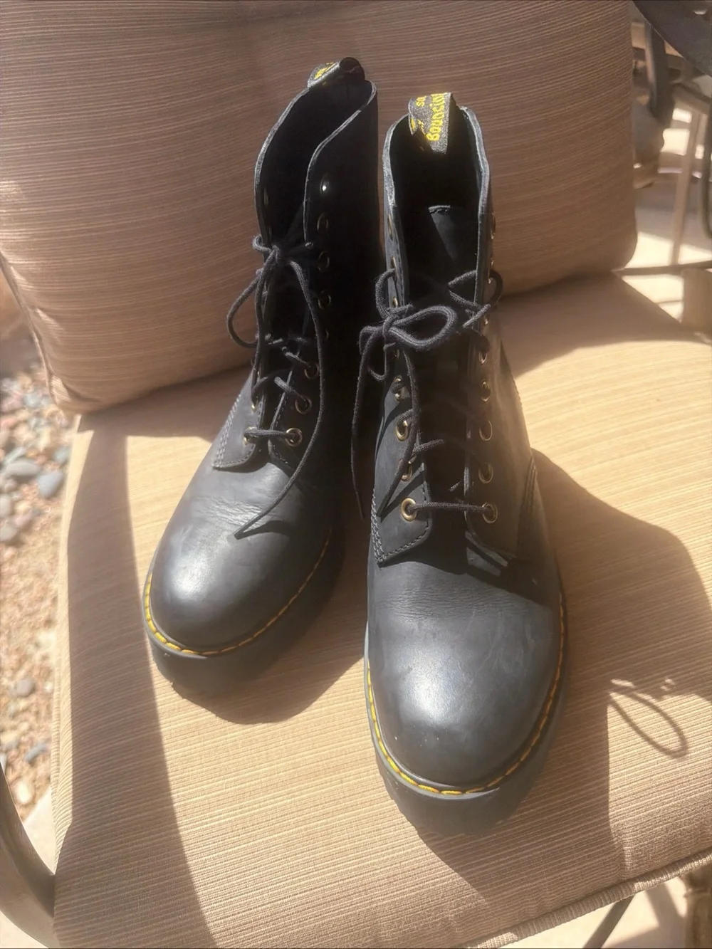 Dr. Martens lace classic